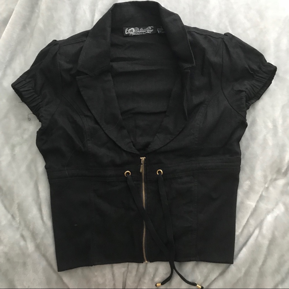 IQ authentic brand top